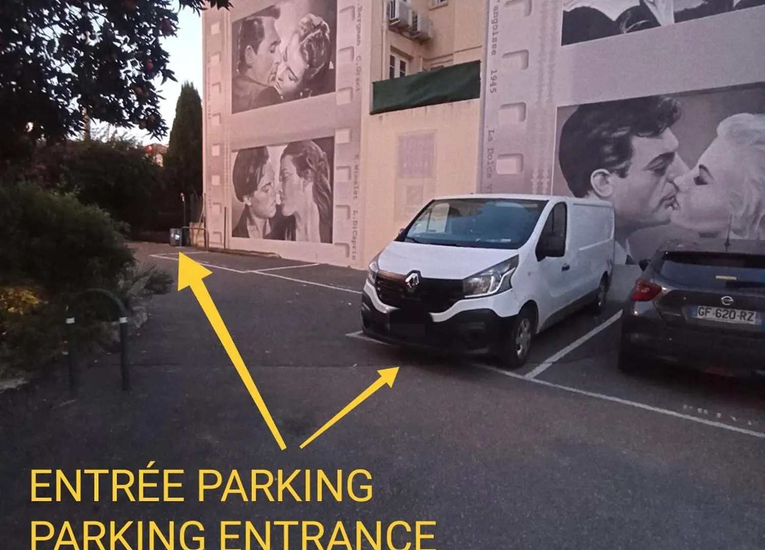 Grand Studio, Parking Prive, Cuisine Separee Cannes Apartment