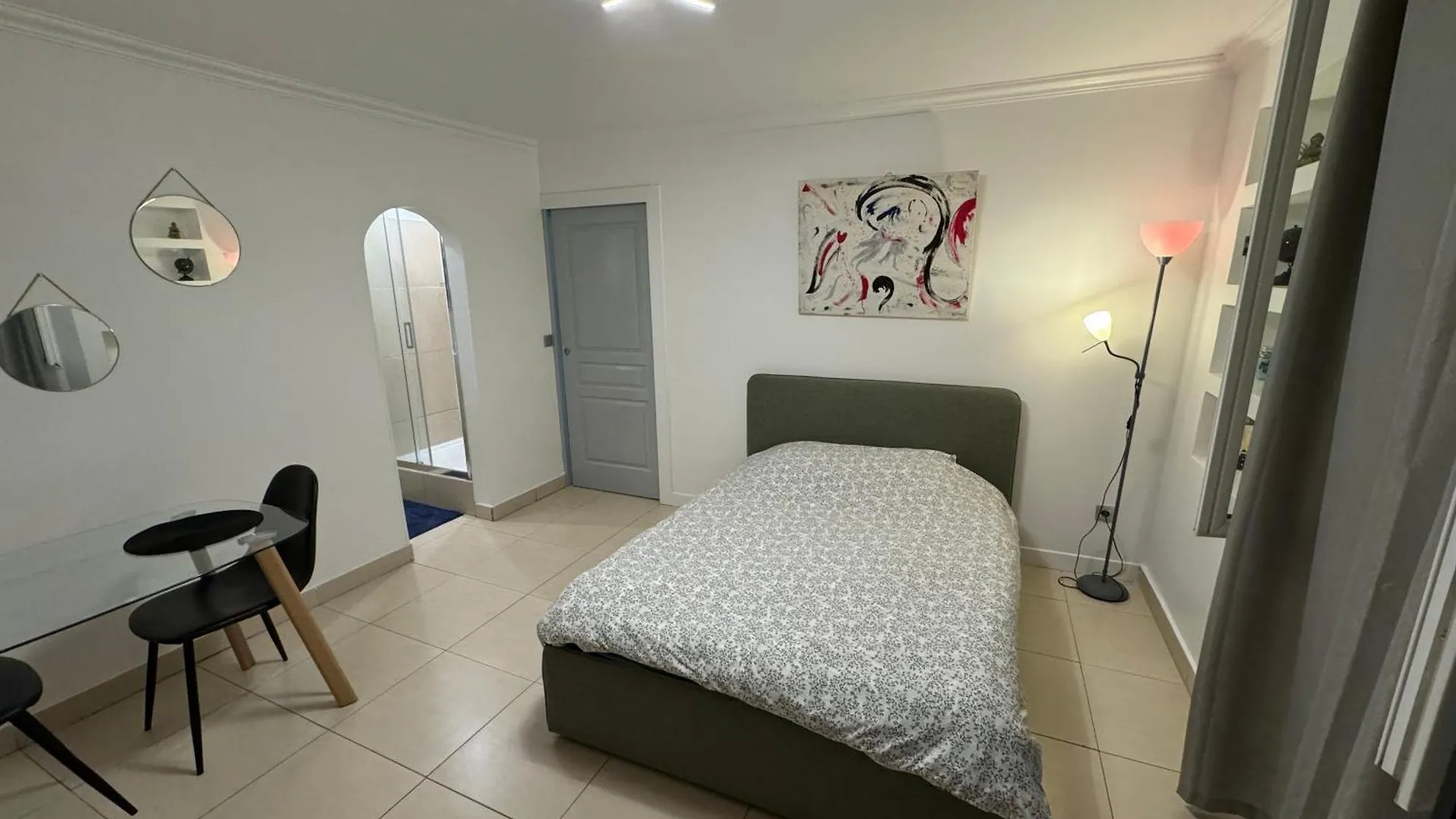 Apartment Grand Studio, Parking Prive, Cuisine Separee Cannes