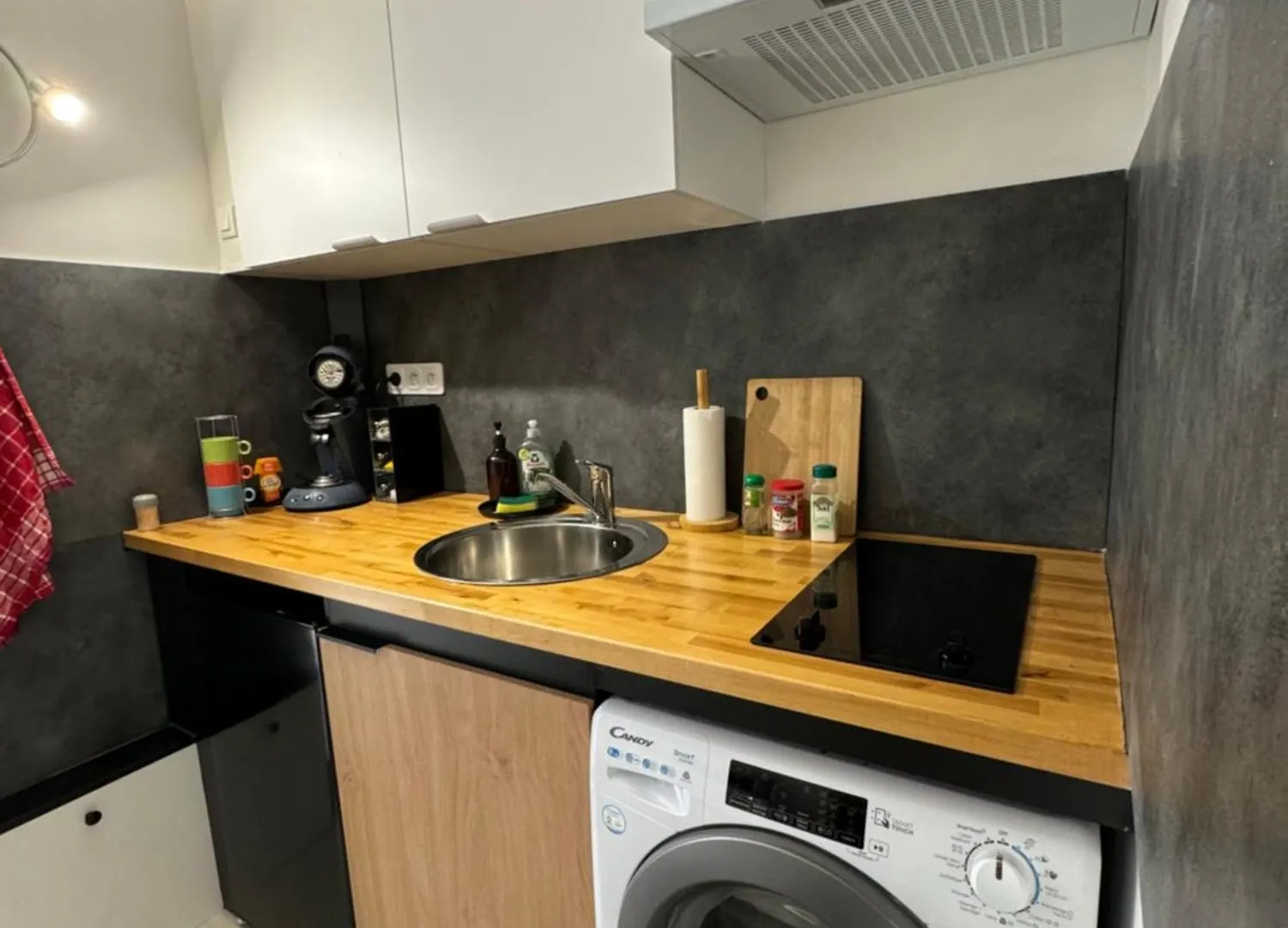 Grand Studio, Parking Prive, Cuisine Separee Cannes Apartment